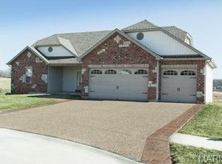 310 Dalton Ct, Wentzville, MO 63385