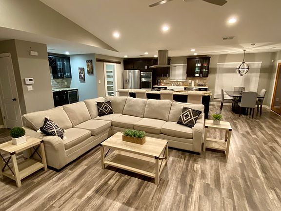 5th image of 4034 Bon Rea Dr