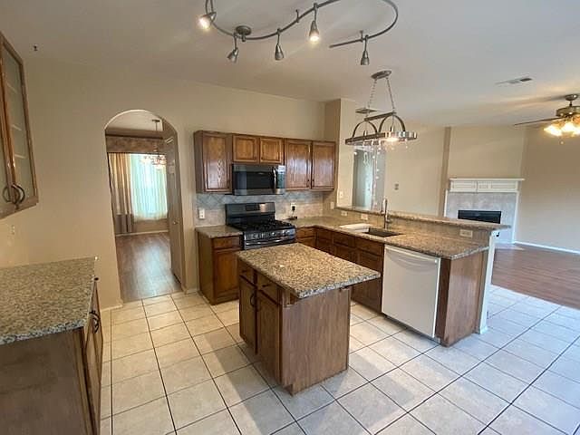 1st image of 316 Sun Meadow Ln