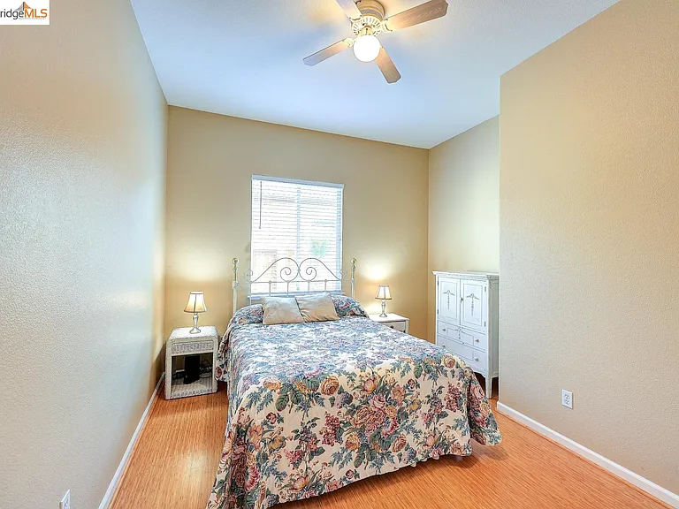 4050 Pier Point — Photo 35