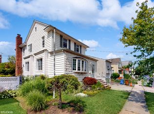 330 Hamilton St, Roselle, NJ 07203