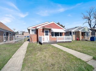 2904 Everett St, Blue Island, IL 60406