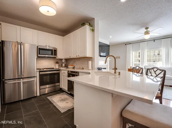 121 JARDIN DE MER Place #121, Jacksonville Beach, FL 32250