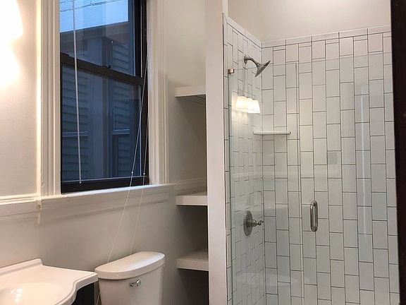 2nd image of 1200 Race St #6