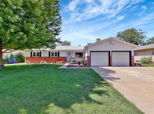 9110 W Suncrest St, Wichita, KS 67212