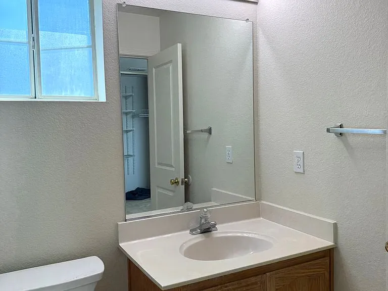 282 Oak Briar Ct — Photo 11