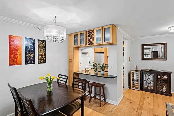 Rented by Douglas Elliman | media 15