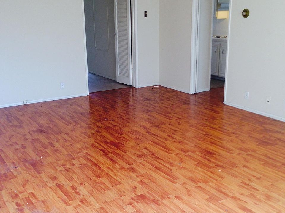 2nd image of 226 N La Peer Dr APT 6