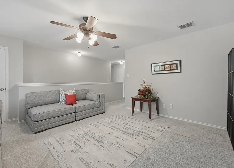 9601 Euclid Dr — Photo 34