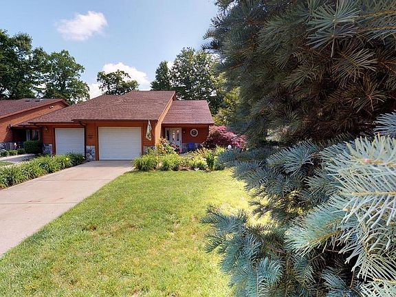 5th image of 433 Harbor Lake Dr