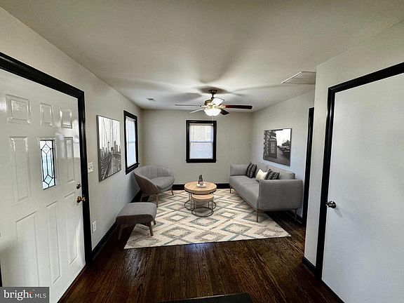 2nd image of 1708 Rita Rd