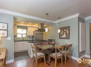 2075 Avenida Vista Delmonte UNIT 1, Simi Valley, CA 93063