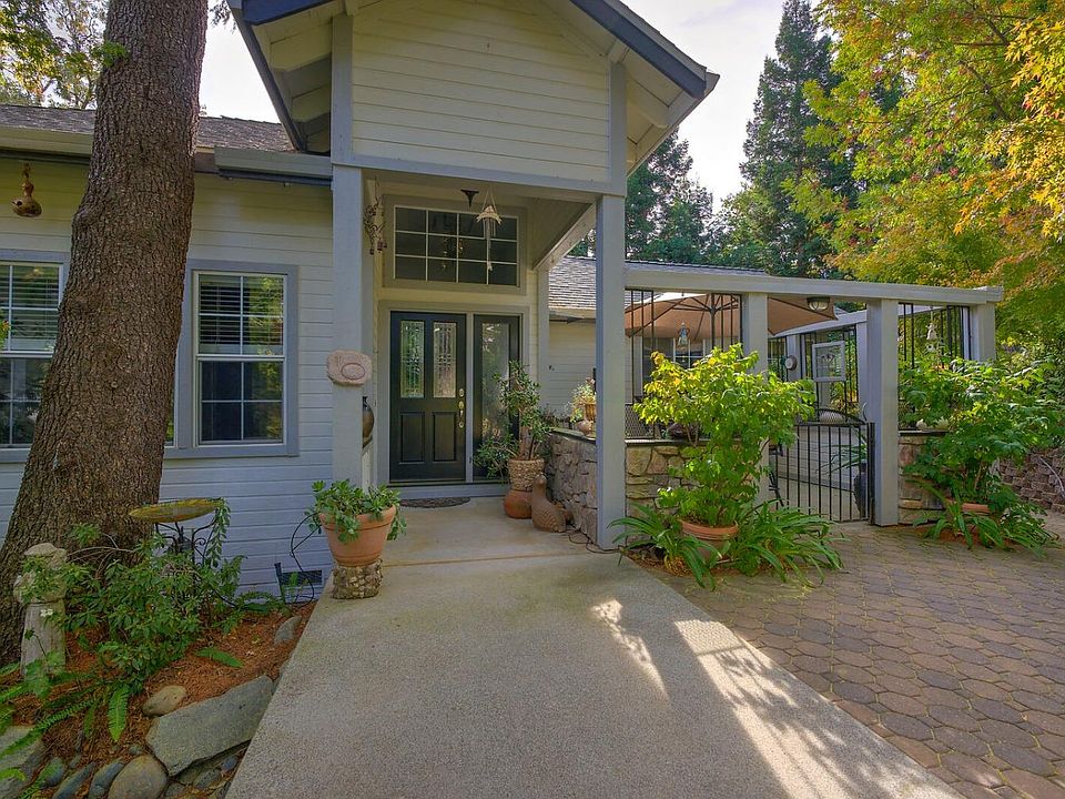 1st image of 1270 Grove Ct