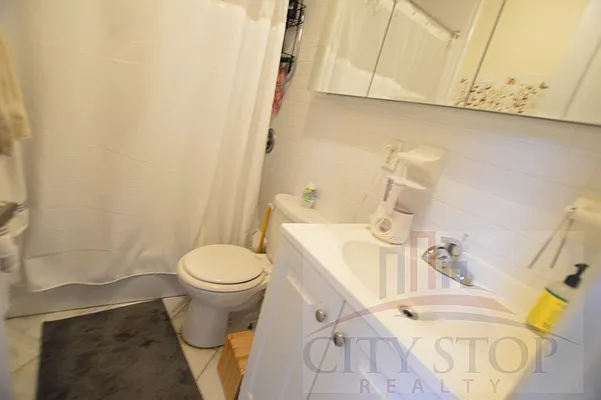 Rented by City Stop Realty | media 11