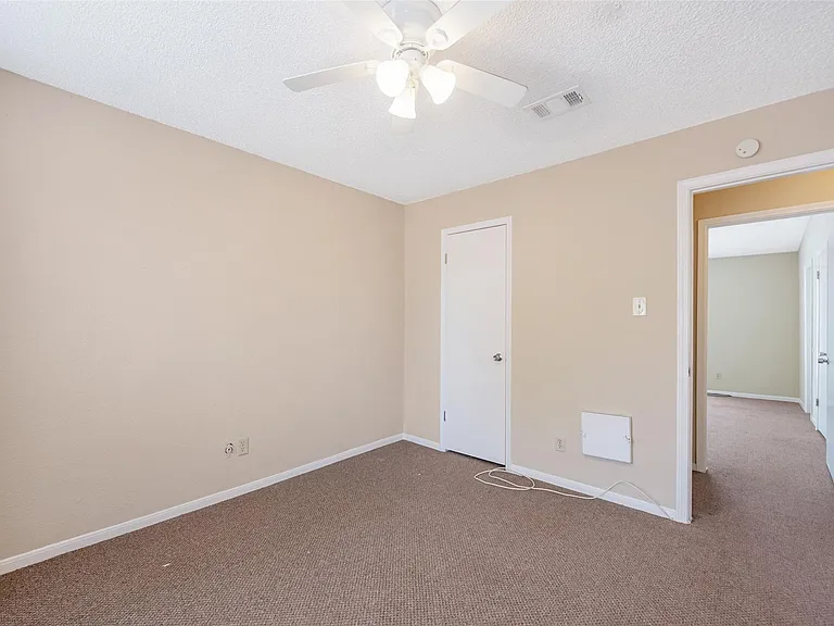 12400 Brookglade Cir #15 — Photo 28