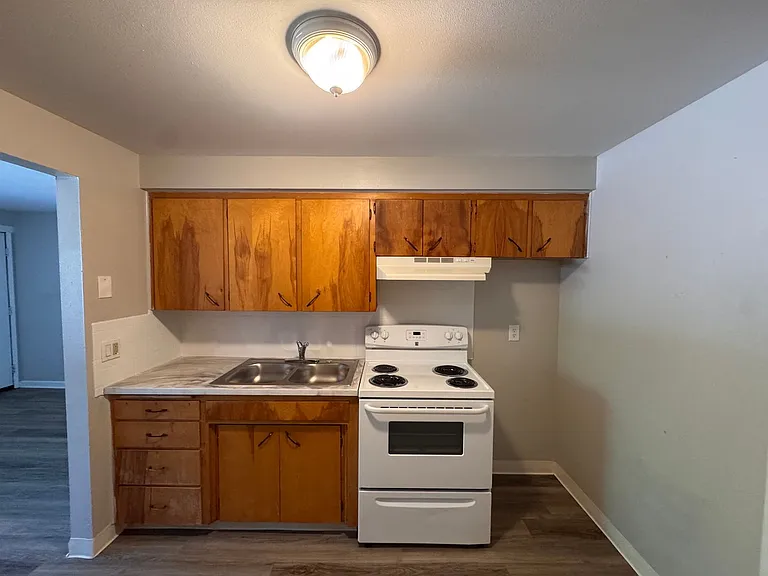 Barker Street 10-Unit | Medical Lake — Photo 6