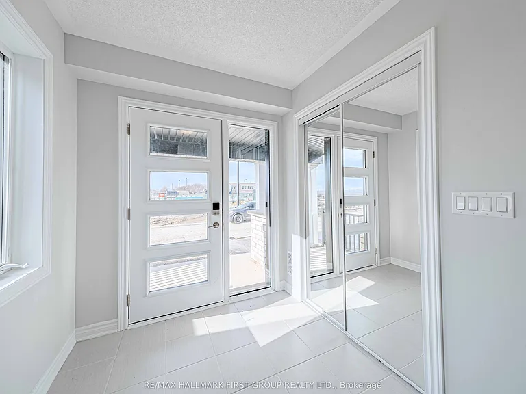 1220 Greentree Path — Photo 4