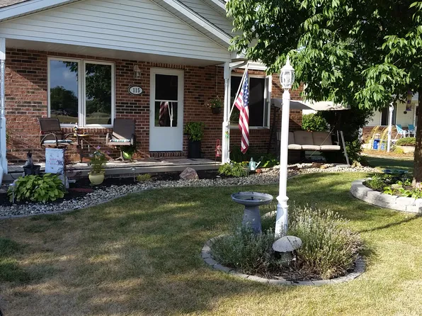 115 Easy St, Washington, IL 61571