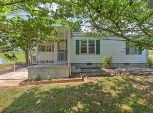 805 Old Stage Rd, Church Hill, TN 37642