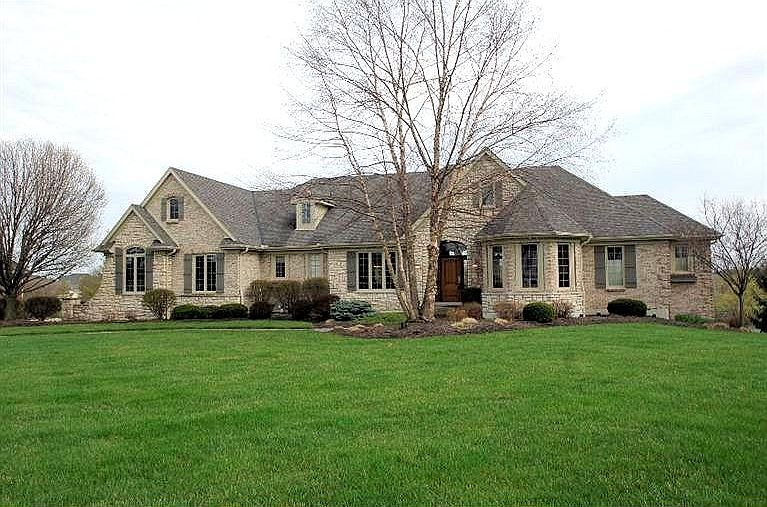 1st image of 4906 Maxwell Dr