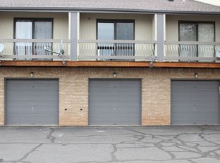 11 Talbot St, Somerset, NJ 08873