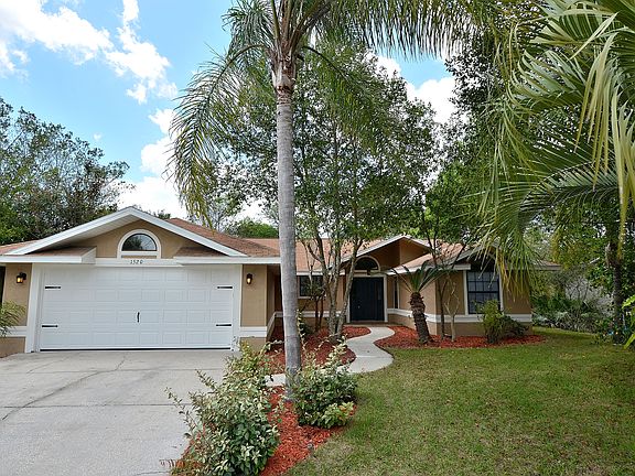 2nd image of 1520 Bavon Dr