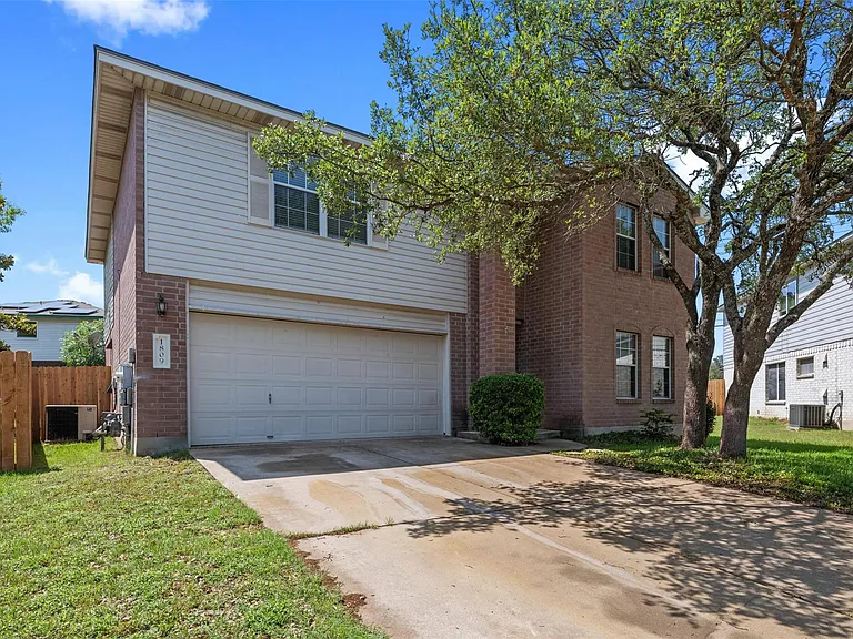 1809 Vanderhill Cv — Photo 3