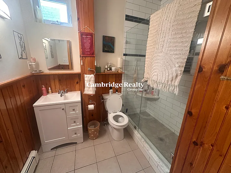 19 Berkeley St #2R — Photo 8