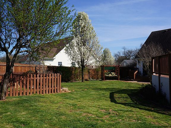 4th image of 4097 Challis Dr
