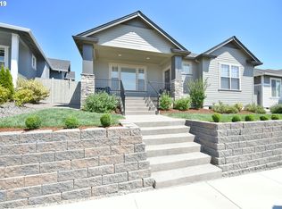 3867 Creek Mont Dr, Medford, OR