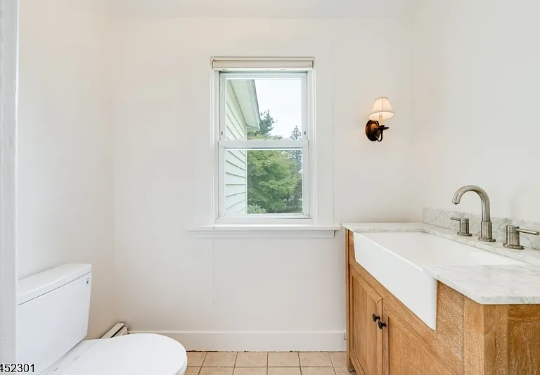 275 E Mount Pleasant Ave — Photo 22