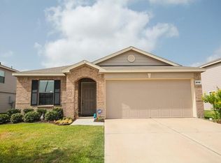 8119 Yaupon View Dr, Cypress, TX 77433