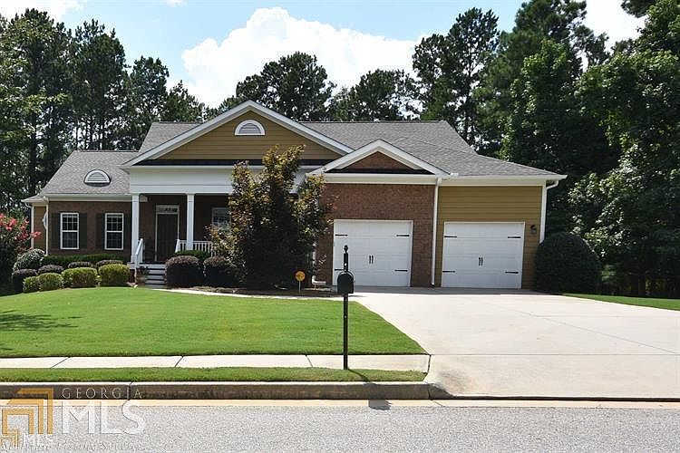 1st image of 70 Mulberry Dr