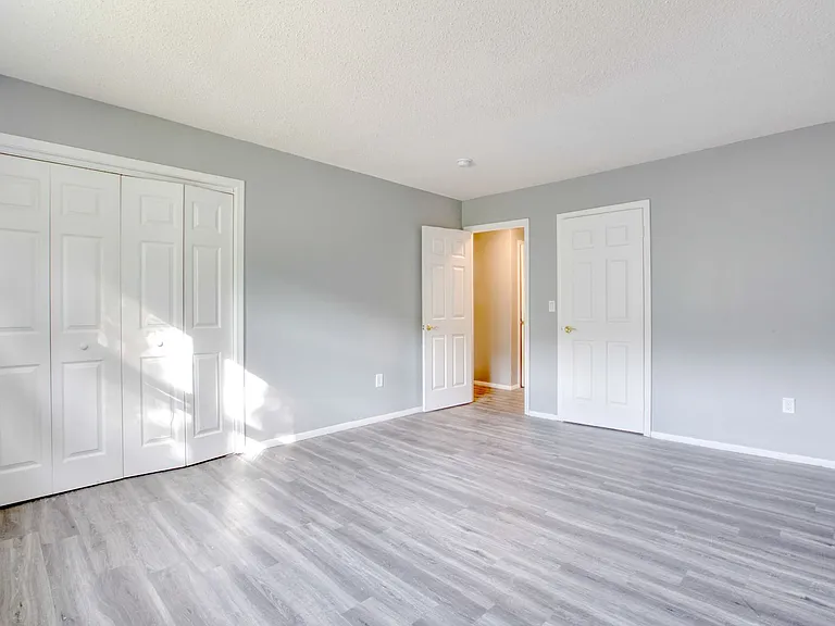 72 Caesar Dr — Photo 13
