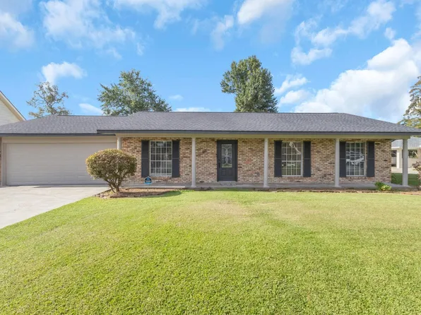 2417 Francis Dr, Lake Charles, LA 70605