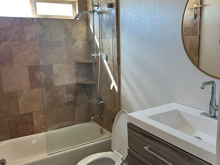 10645 E Mercer Ln — Photo 11
