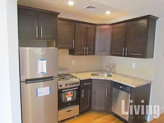 Rented by Living New York | media 11