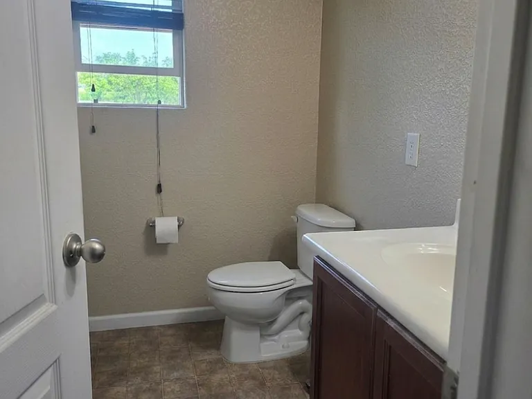 230 Bolzano Dr — Photo 3