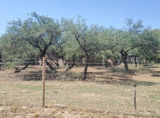 8244 E Woodland Rd, Tucson, AZ 85749