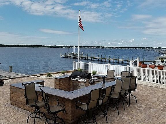 2nd image of 41 Bay Breeze Dr