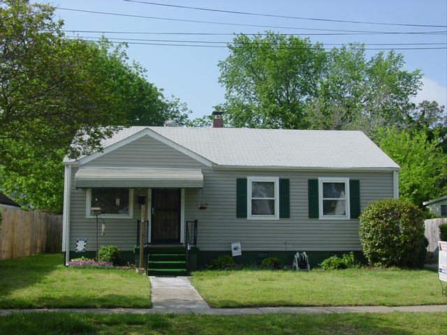 1st image of 743 Waukesha Ave