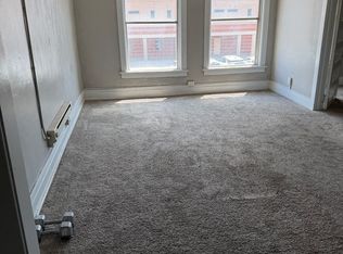 215 1/2 East 5th Street Apartments, Waterloo, IA 50703