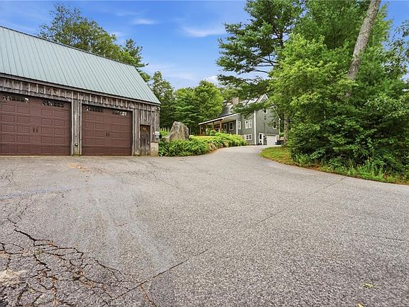 3rd image of 71 Mount Hygeia Rd