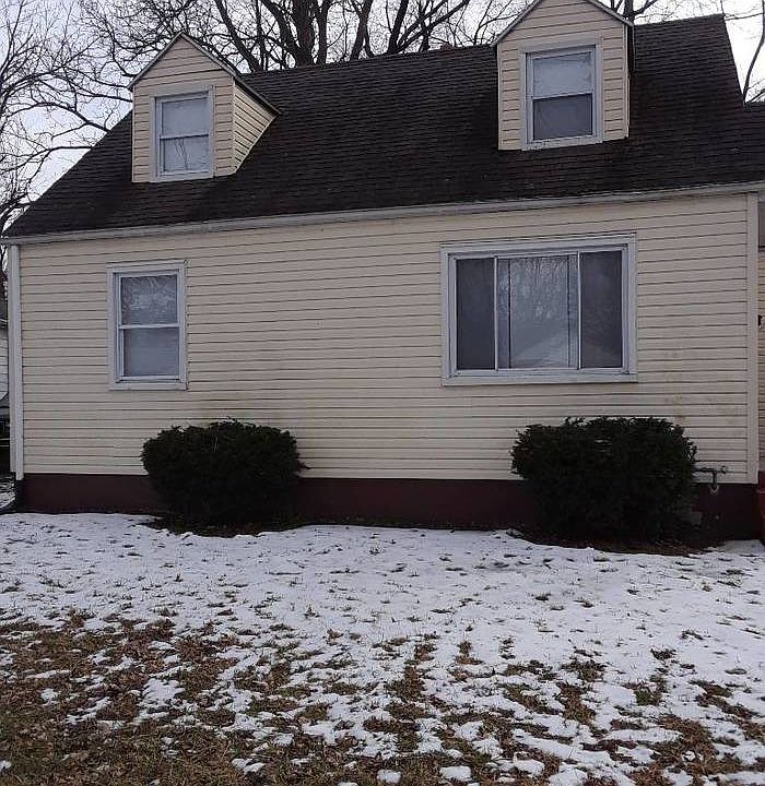 1st image of 4620 Genesee Ave
