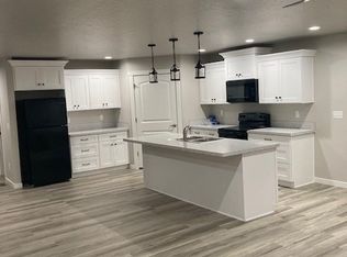 2515 S Illinois Ave, Caldwell, ID 83605