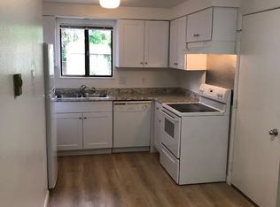 1390 R St, Springfield, OR 97477