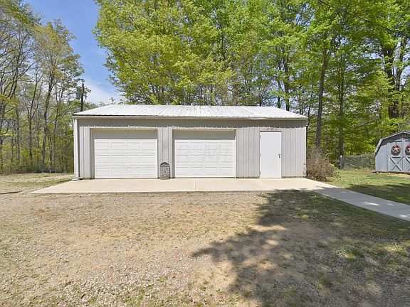 5th image of 10680 Township Road 402 NE