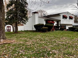 1130 Carbone Dr, Columbus, OH 43224