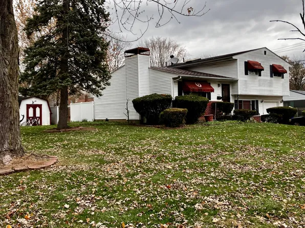 1130 Carbone Dr, Columbus, OH 43224