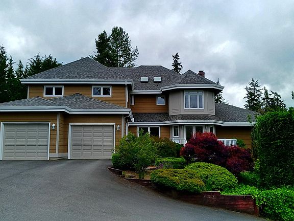 2nd image of 1234 Lancaster Way SE